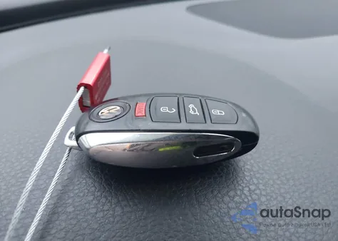 2016 Volkswagen Touareg Vr6 Lux z USA, uszkodzony, nr VIN WVGEF9BP6GD011778